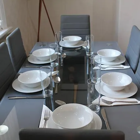 بيت للعطل Grove Bay In - Harehills ليدز
