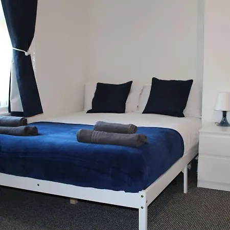 Grove Bay In - Harehills